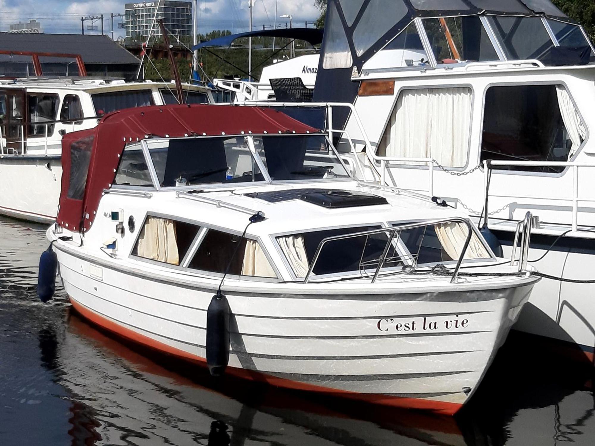 Motor Yacht Amazone Hotel Amsterdam Bagian luar foto